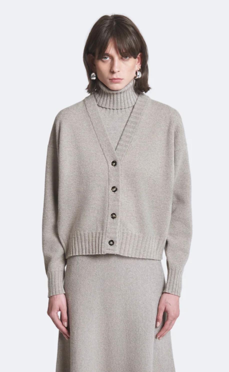CARDIGAN CON BOTTONI SOLOTRE